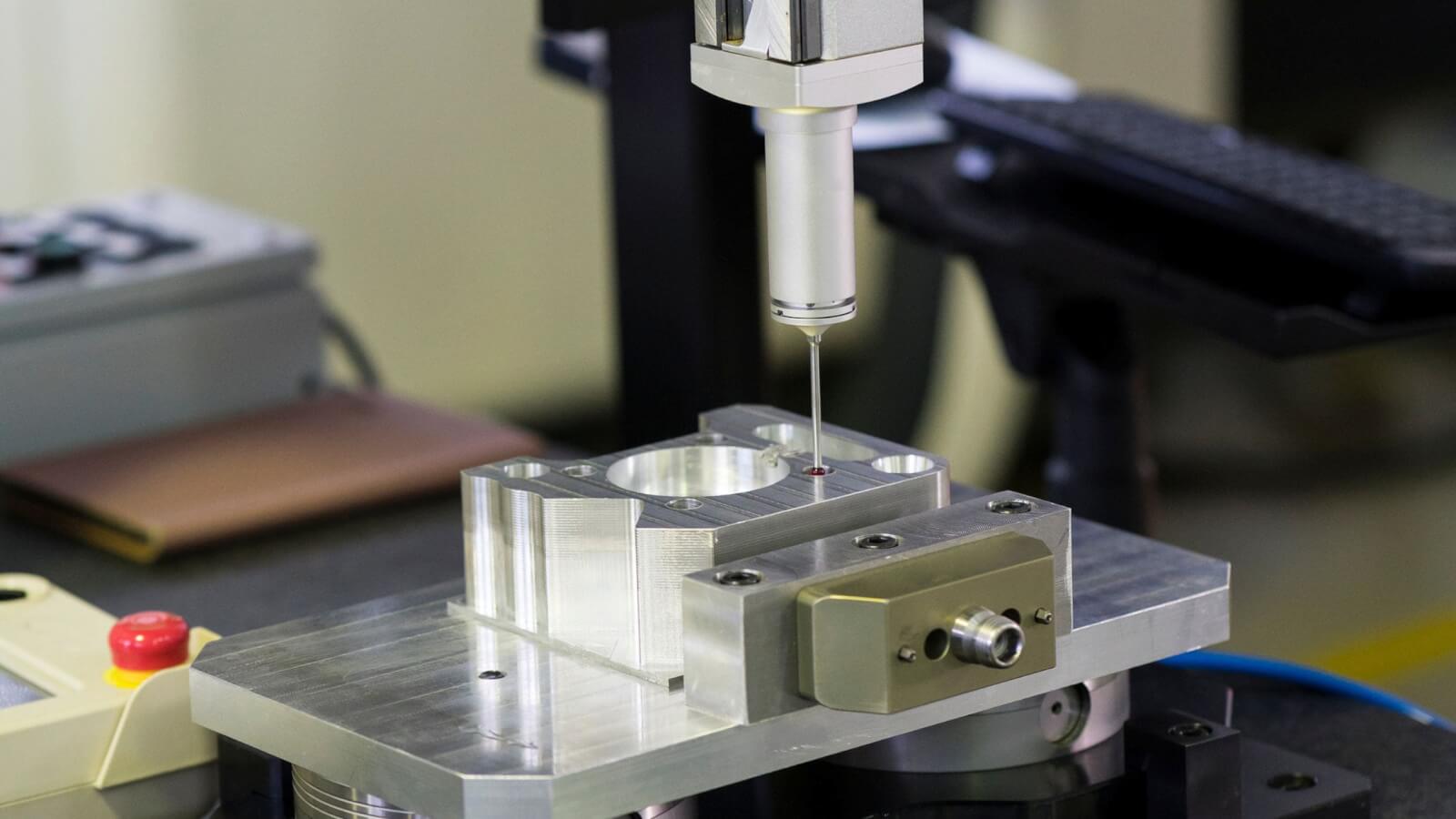 Applications and Machinability of Alumina vs Zirconia Ceramics
